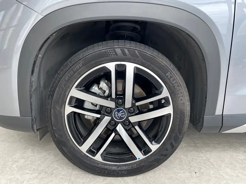 BYD L DM-i — миниатюра 6
