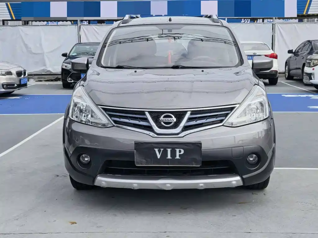 Nissan Livina — миниатюра 3