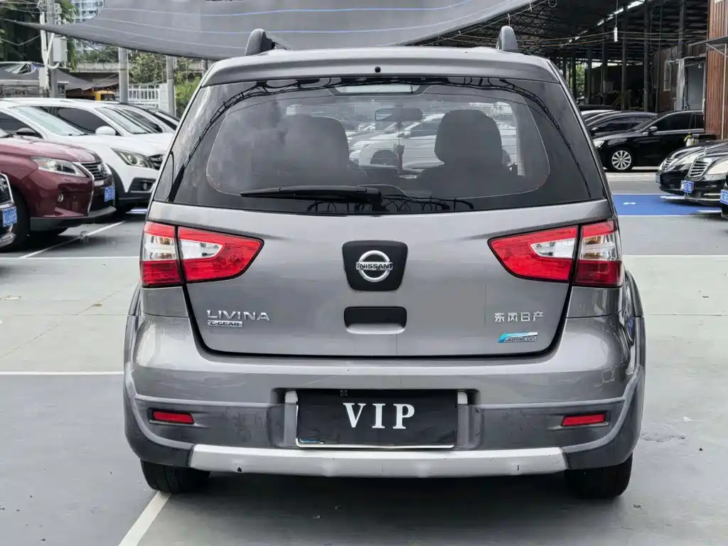 Nissan Livina — миниатюра 8