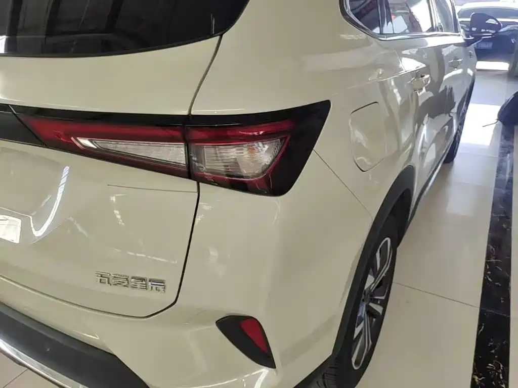 Wuling Xingchen — миниатюра 8