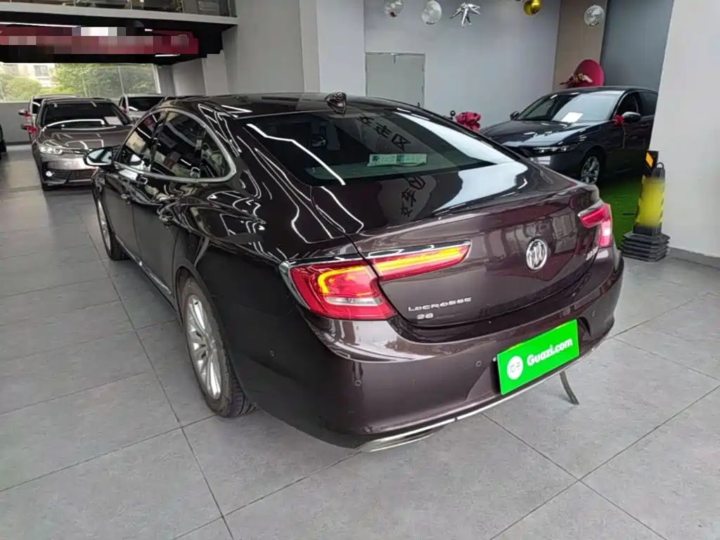 Buick LaCrosse — миниатюра 5