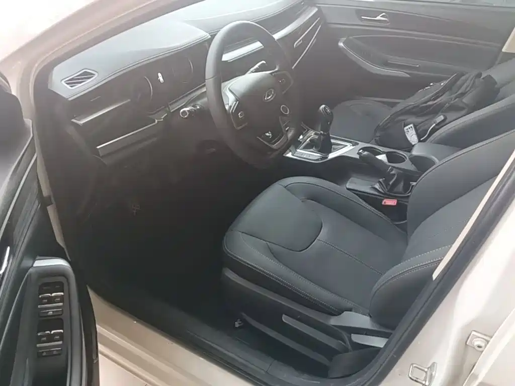 Chery Arrizo 5 — миниатюра 16