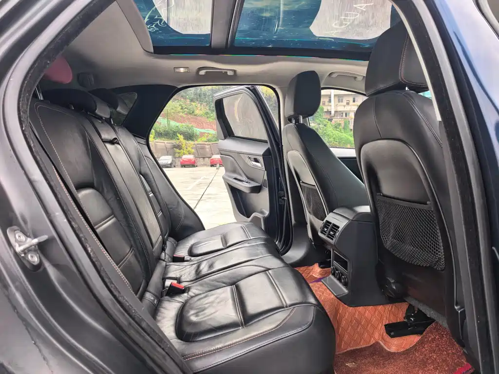 Jaguar F-Pace 2018 2.0T Premium