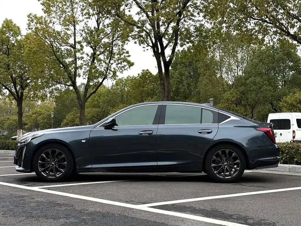 Cadillac CT5 — миниатюра 3