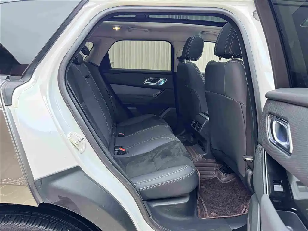 Land Rover Velar — миниатюра 12