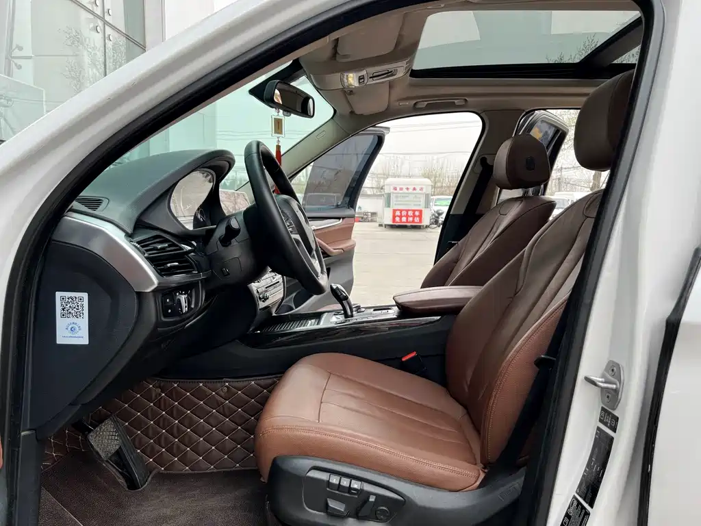 BMW X5 (Import) — миниатюра 16
