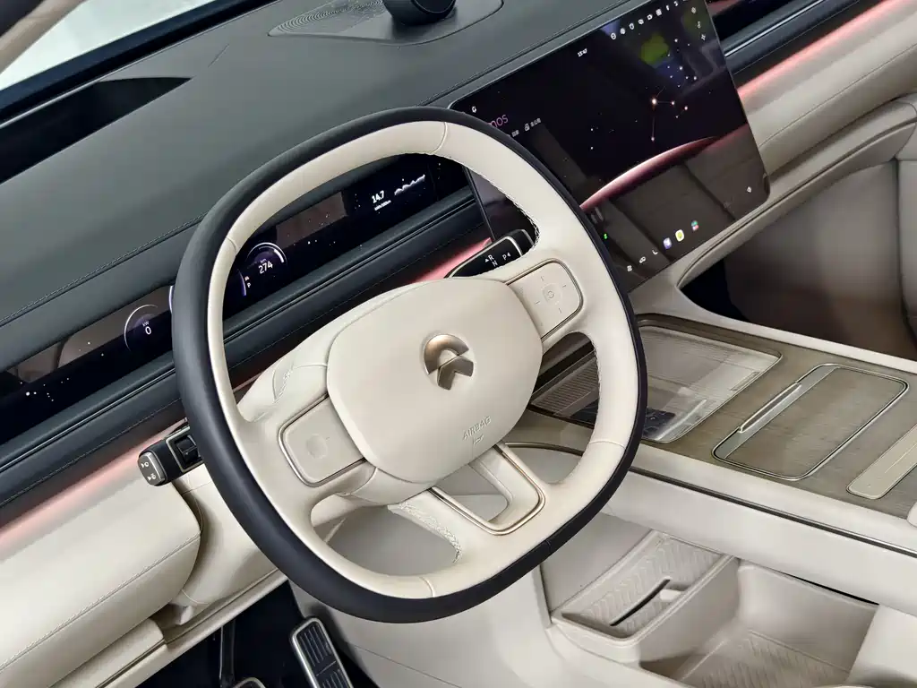 NIO ES8 2026 мест Executive