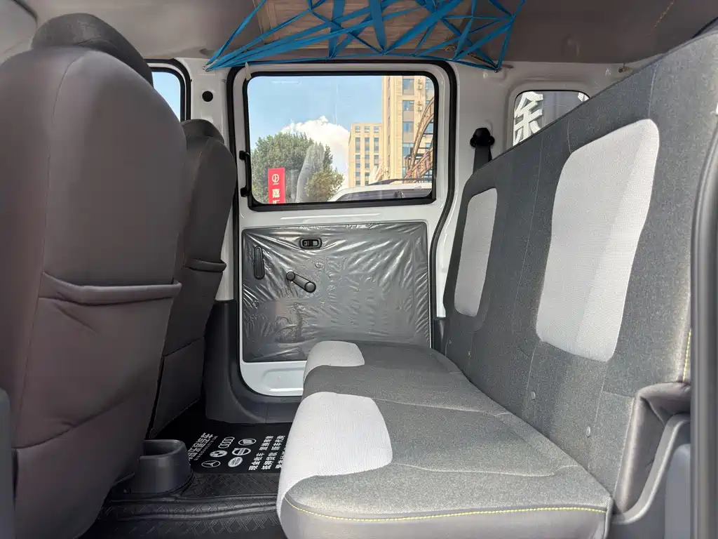 Wuling Zhiguang EV — миниатюра 8