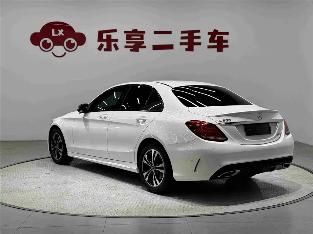 Mercedes-Benz C-Class — миниатюра 3