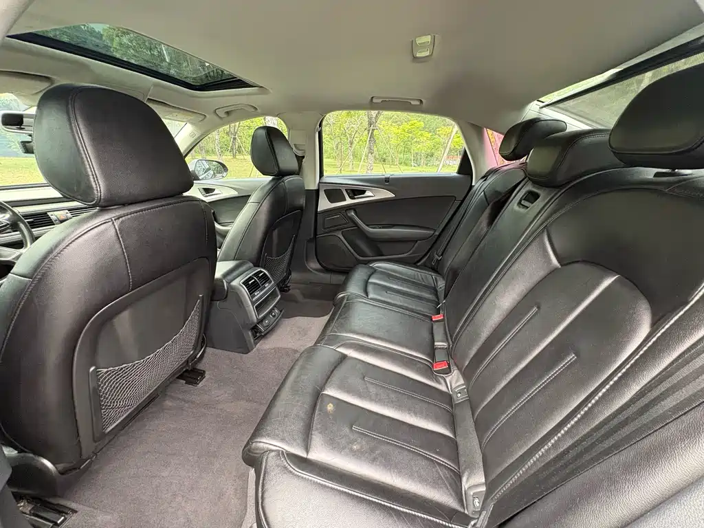 Audi A6L — миниатюра 6