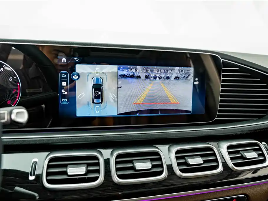 Mercedes-Benz GLE (Import) — миниатюра 9