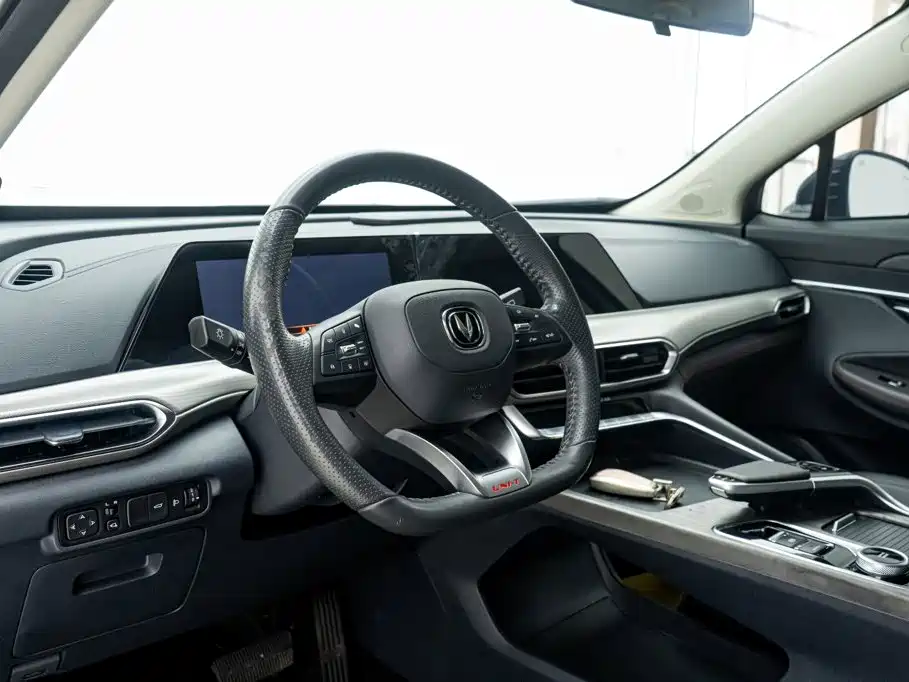 Changan UNI-T 1.5T Flagship Type, фото 14