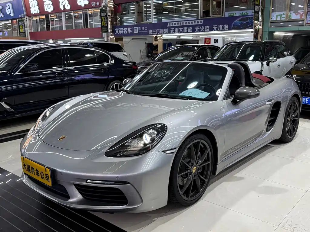 Porsche 718 2019 Boxster T 2.0T