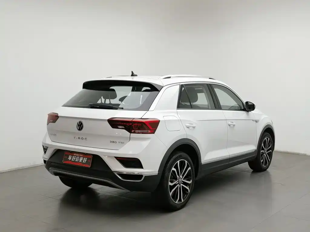 Volkswagen T-Roc — миниатюра 2