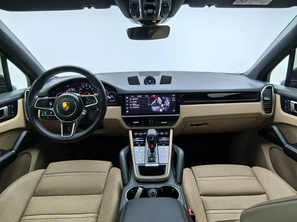 Porsche Cayenne — миниатюра 11