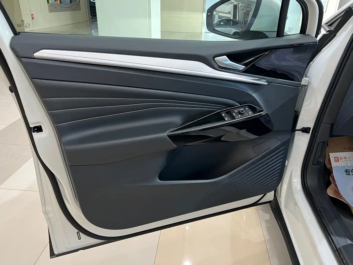 Volkswagen ID.4 CROZZ 2026 Белый из Китая, фото 4