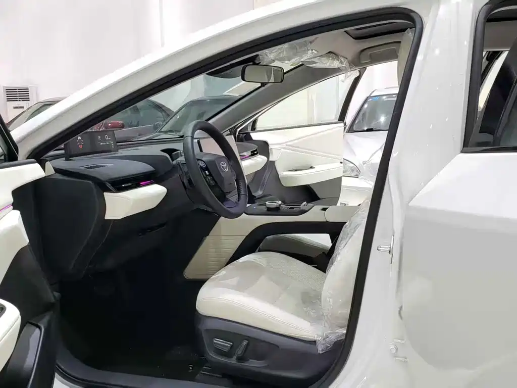 Toyota bZ5 2025 550 PRO