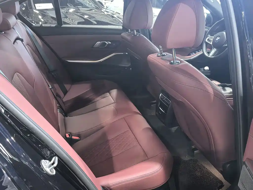 BMW 3 Series 3 2024 325i M Sport