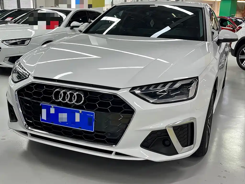Audi A4L 2021
