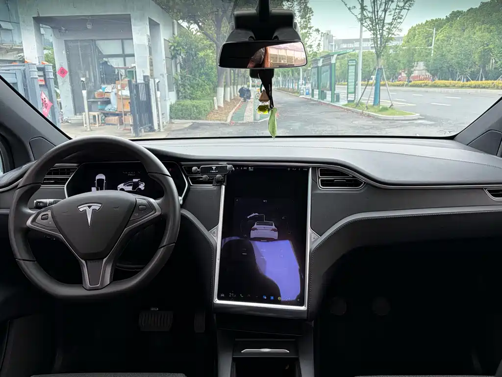 Tesla Model X 2016 Model X 75D