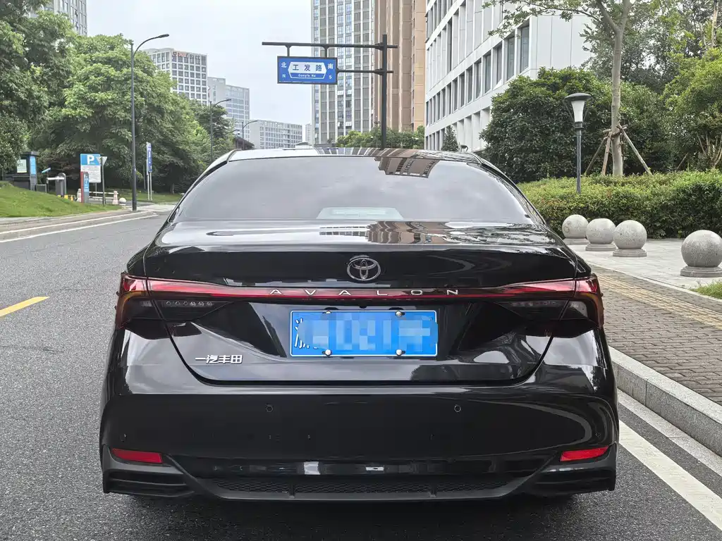 Toyota Avalon 2024 2.0L Luxury