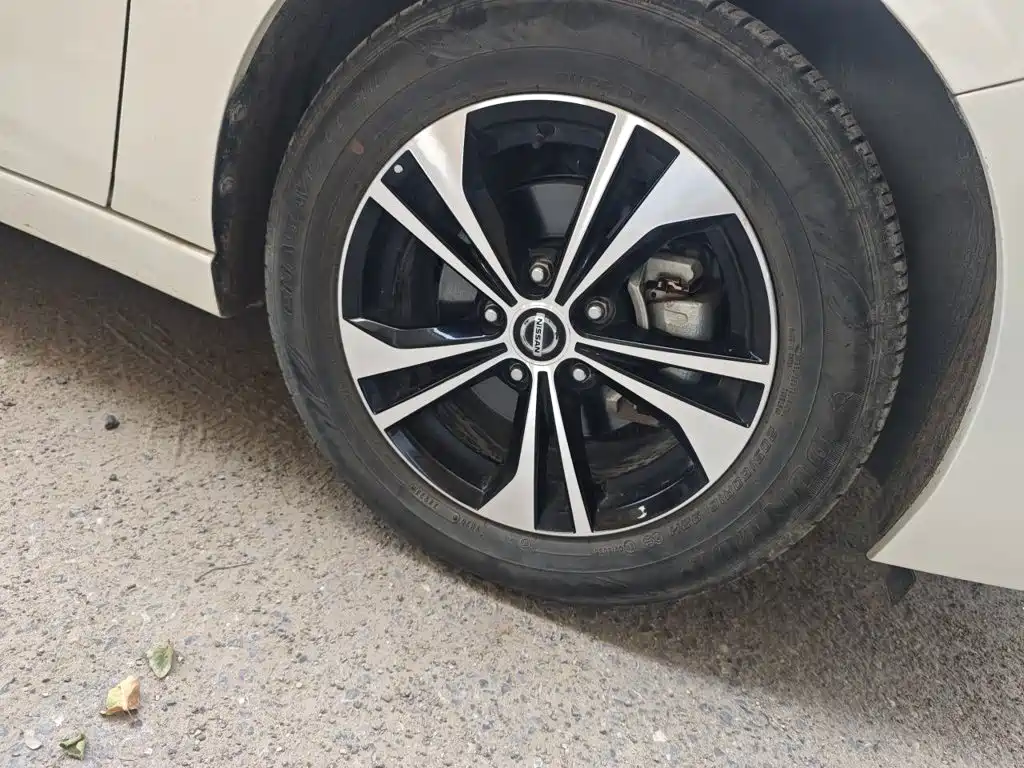 Nissan Sylphy — миниатюра 8