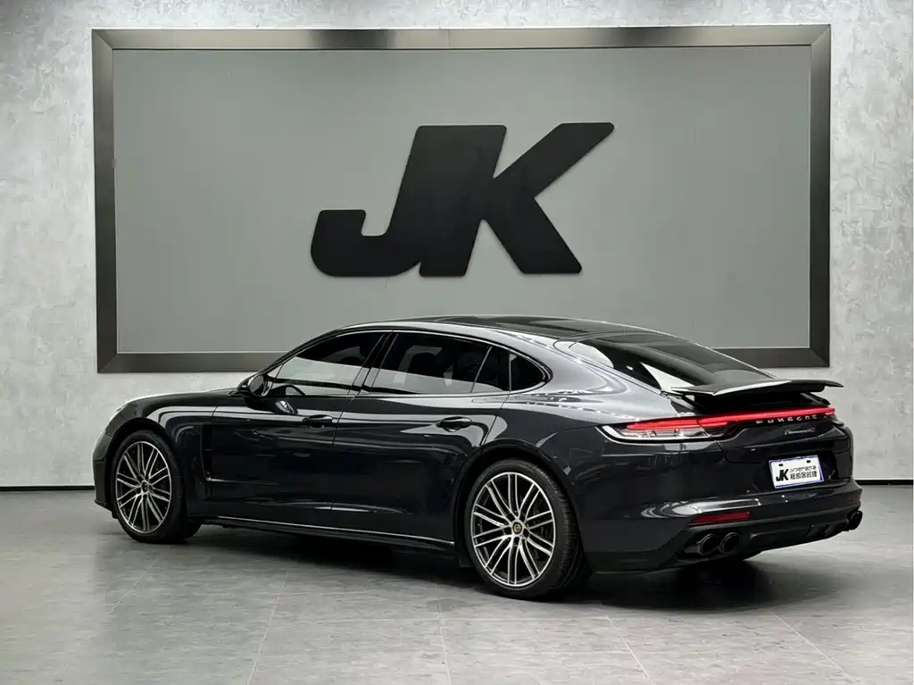 Porsche Panamera — миниатюра 4
