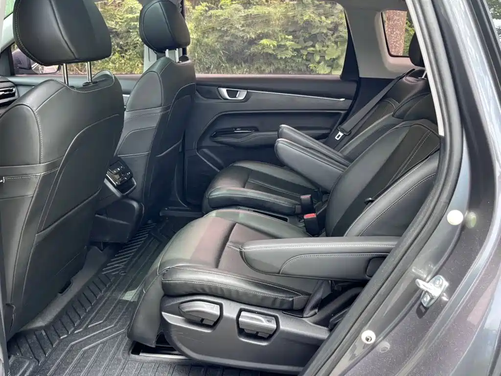 Wuling Victory — миниатюра 8