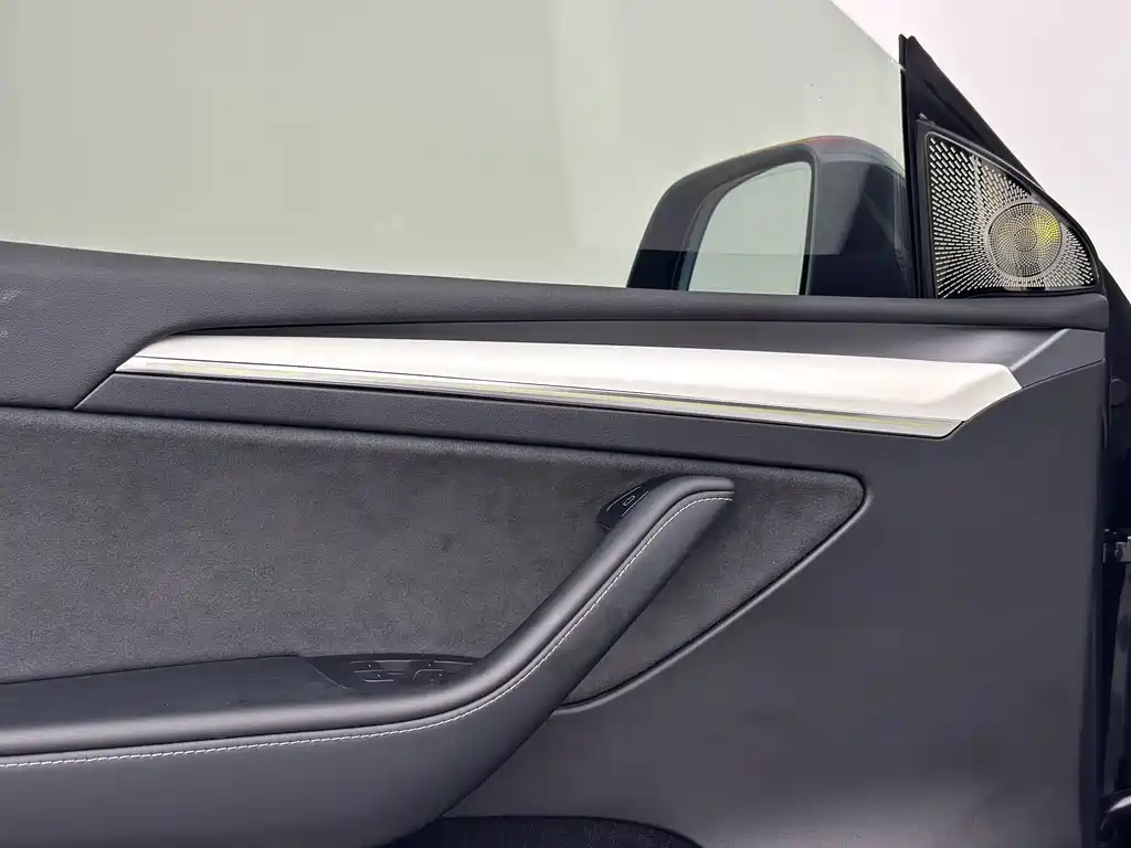 Tesla Model Y — фотографии объявления, Фото 8