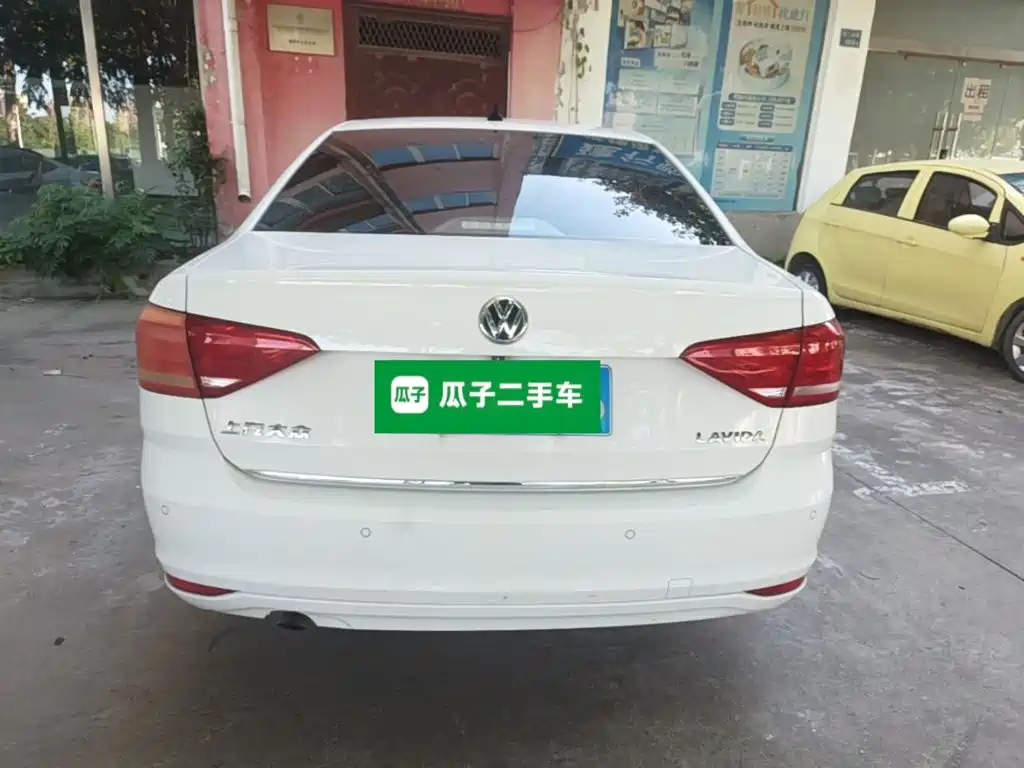 Volkswagen Lavida — миниатюра 6