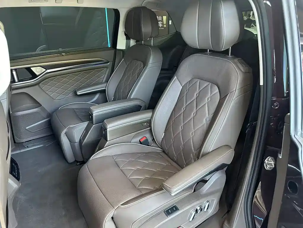 Volkswagen Viloran — миниатюра 10