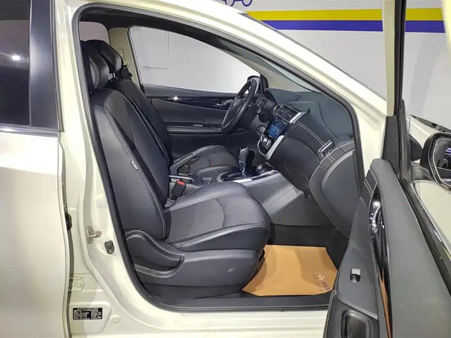 Nissan Tiida 2019 1.6L CVT Smart VI