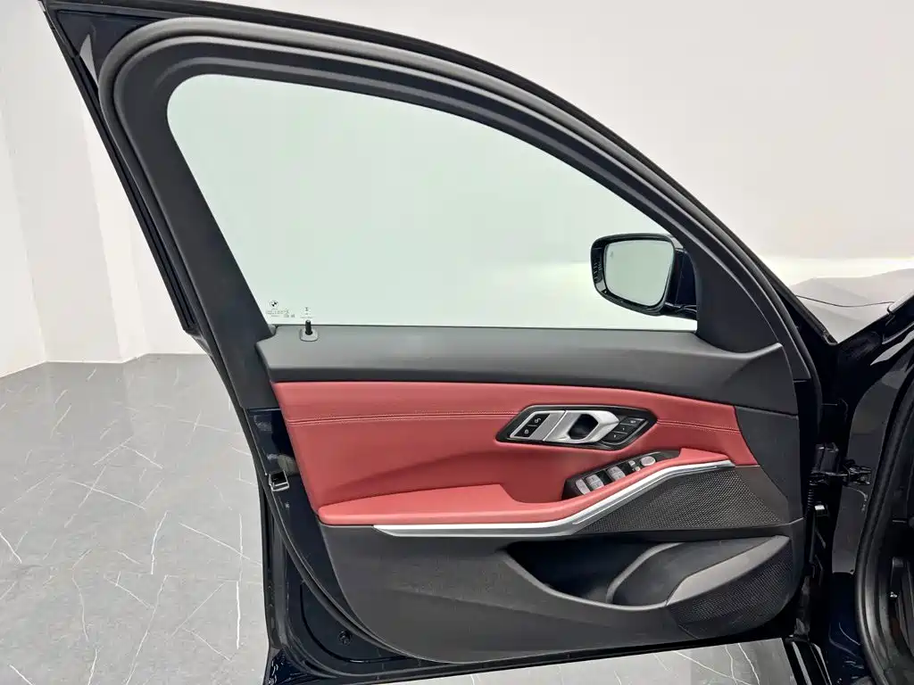 BMW i3 — миниатюра 12