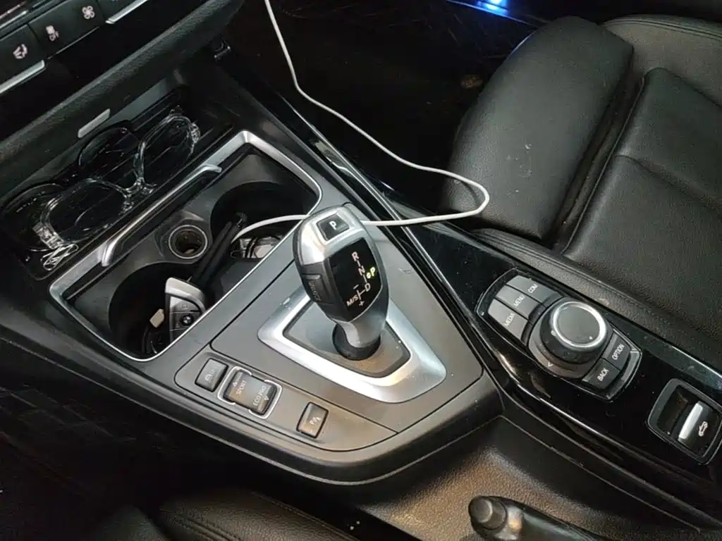 BMW 2 Series (Import) — миниатюра 10