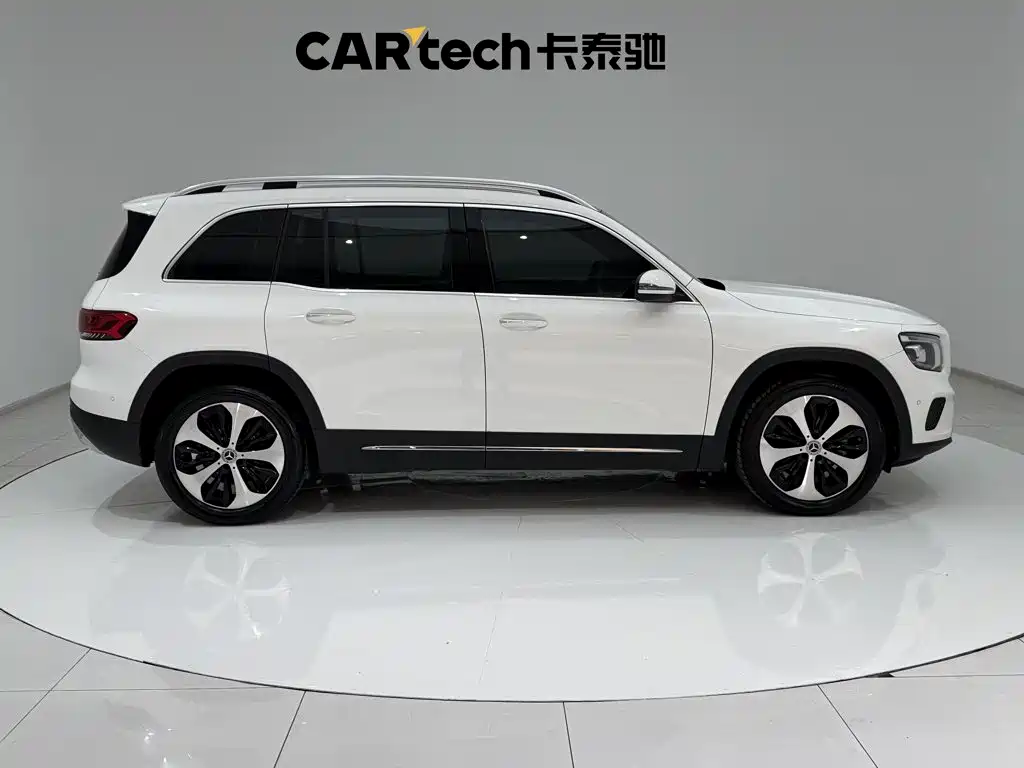 Mercedes-Benz GLB — миниатюра 4