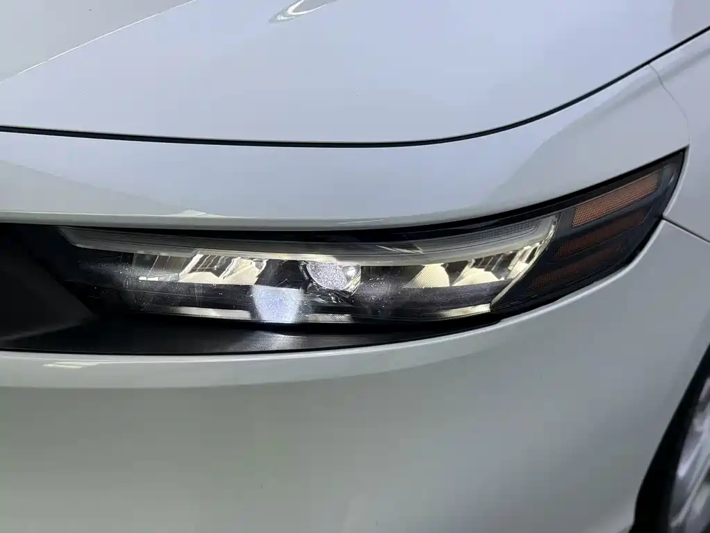 Honda Accord — миниатюра 11