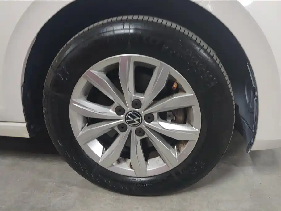 Volkswagen Polo 2021 Plus 1.5L AT