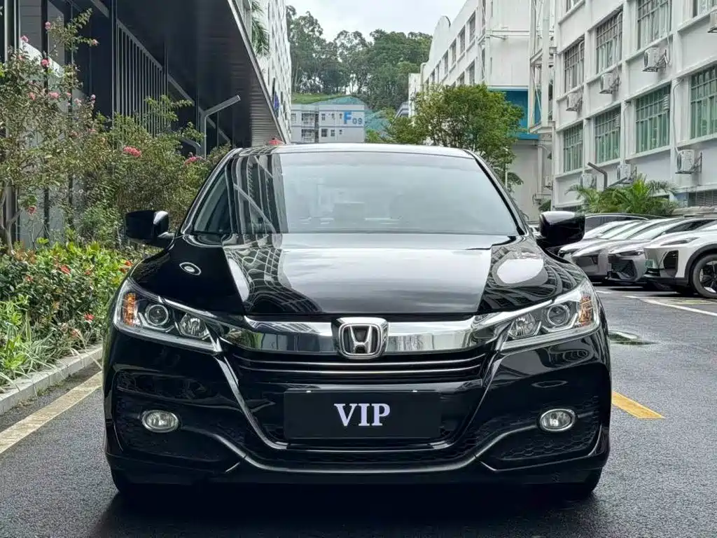 Honda Accord — миниатюра 2