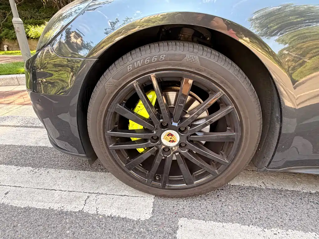 Porsche Panamera — миниатюра 13