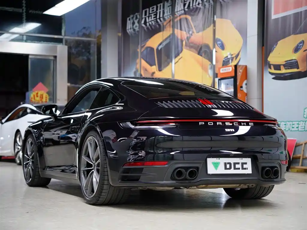 Porsche 911 2020 Carrera 3.0T