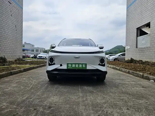 2024 Geely Geometry E Firefly