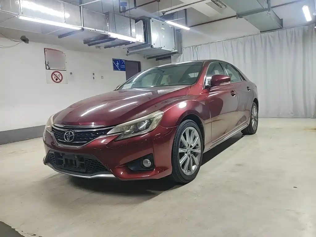 Toyota Reiz