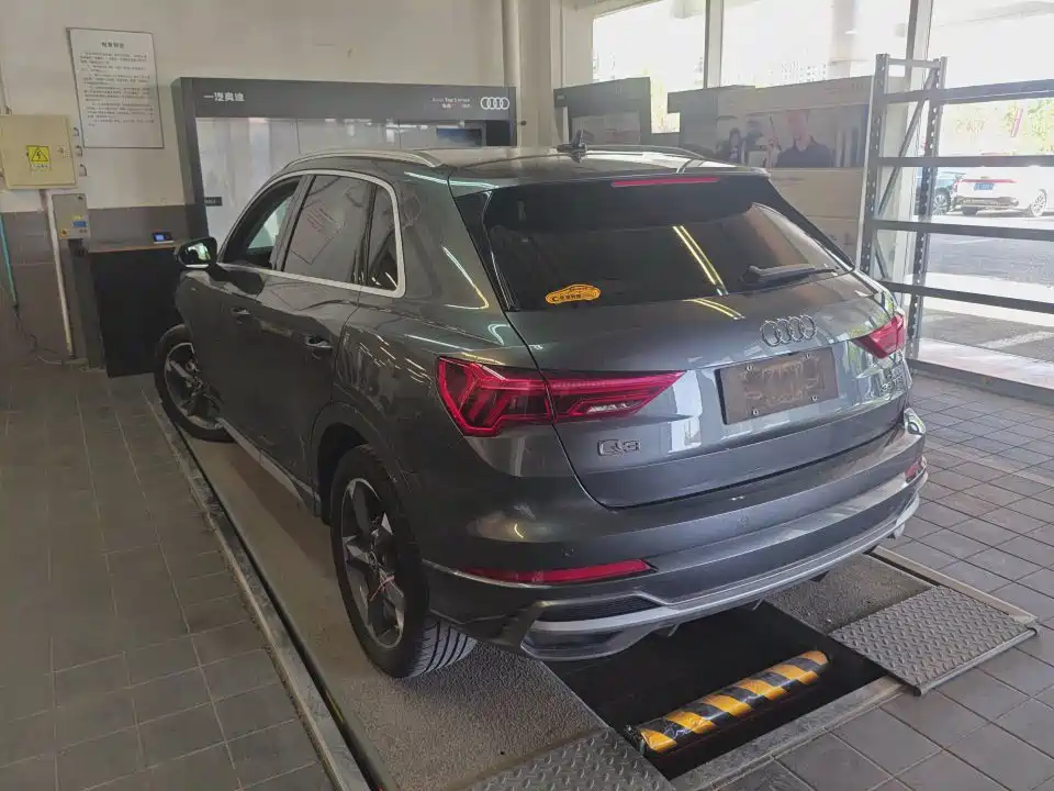 Audi Q3 2022 35 TFSI Fashion
