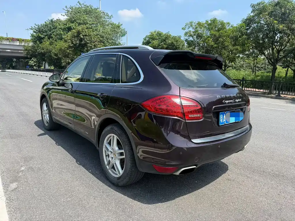 Porsche Cayenne 2011 Cayenne S Hybrid 3.0T