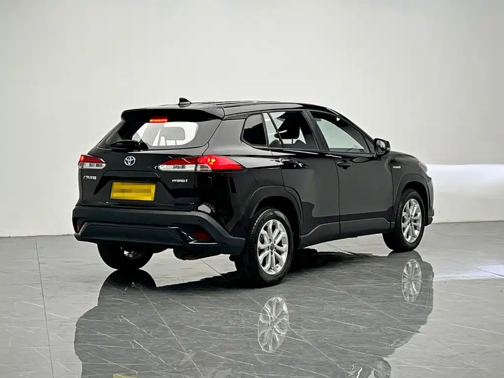 Toyota Frontlander — миниатюра 6