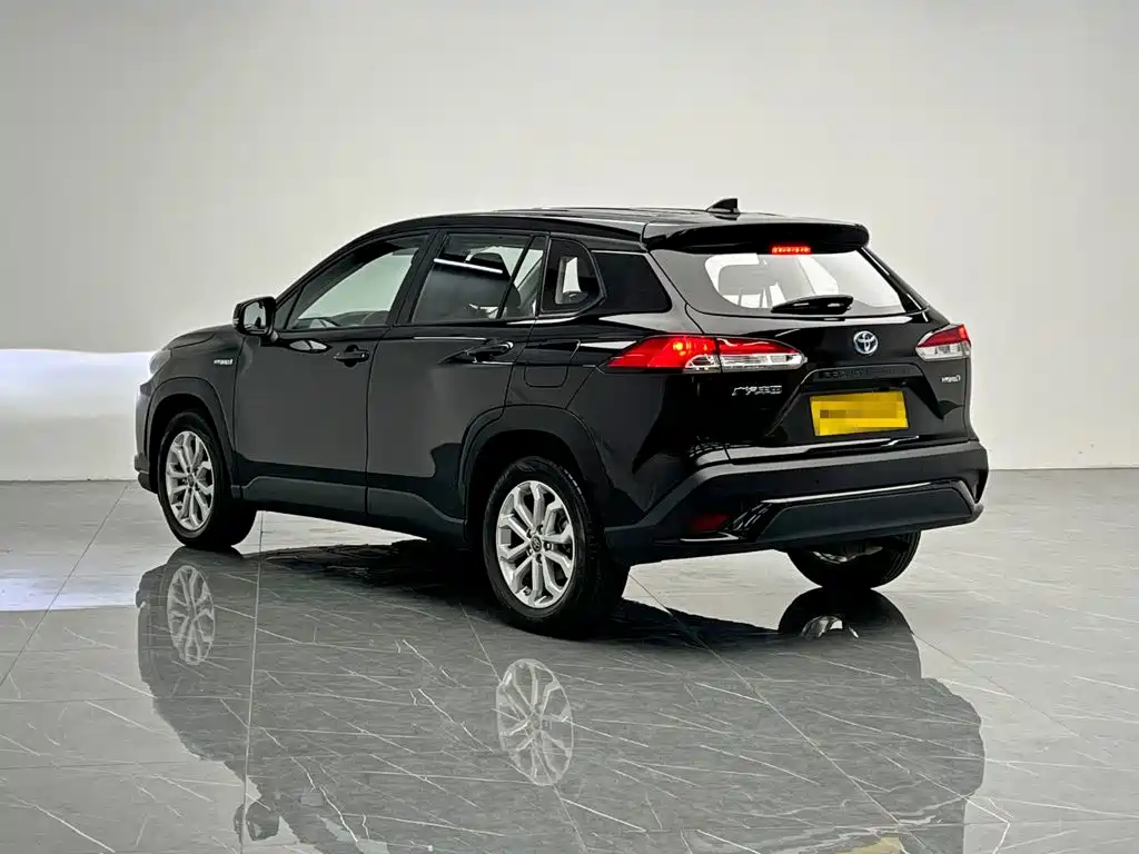 Toyota Frontlander — миниатюра 4
