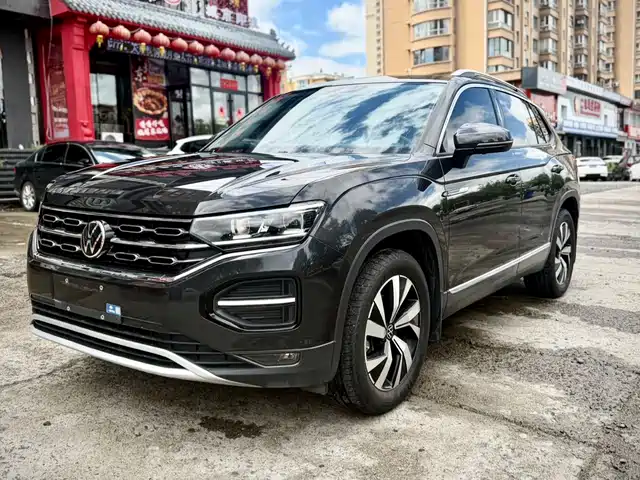 Volkswagen Tharu