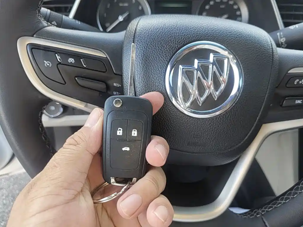 Buick Excelle — миниатюра 9