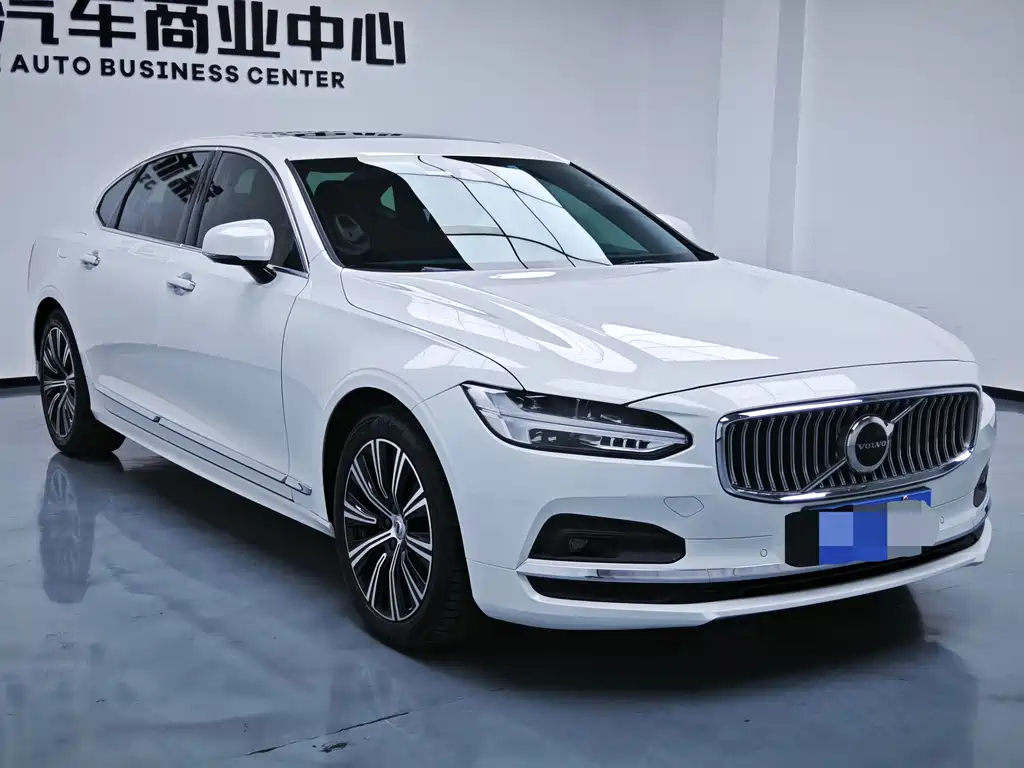 Volvo S90 — миниатюра 3