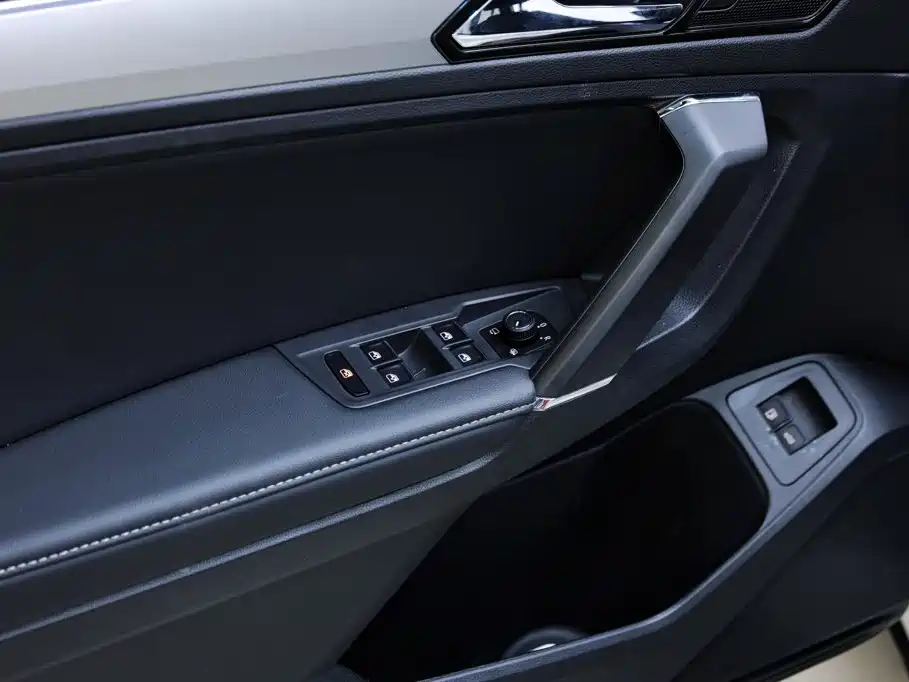 Volkswagen 途观L插电混动 — миниатюра 17